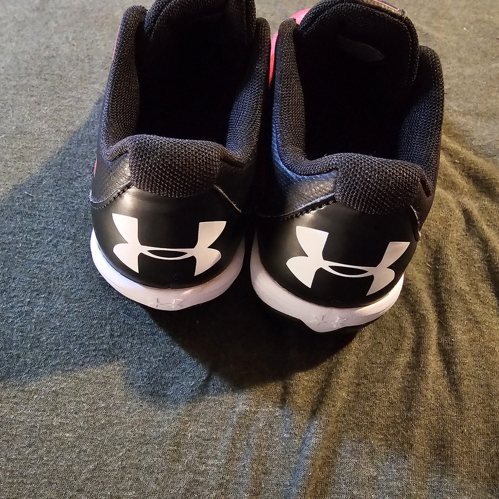 Under Armour Pink and Black Sneakers - Picture 3 of 7